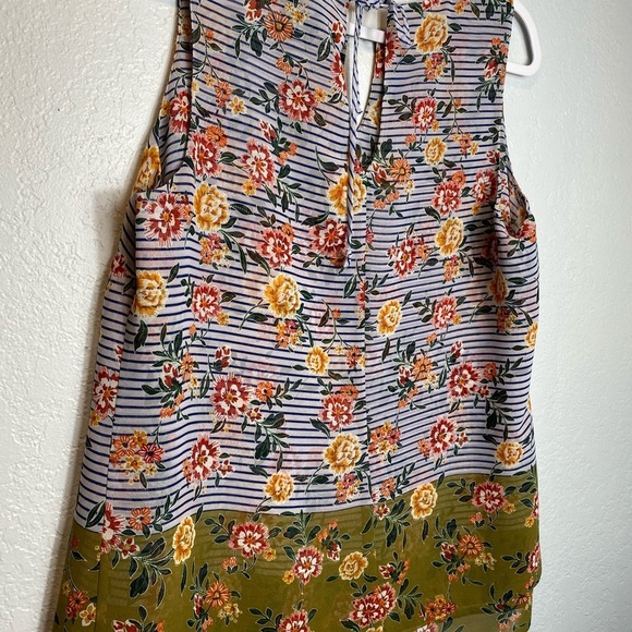 CAbi 5354 Penelope Tank Stripe Floral Sleeveless - Picture 3 of 7